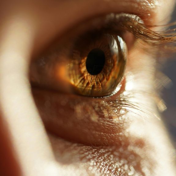 How long does the contact lens fitting process take?